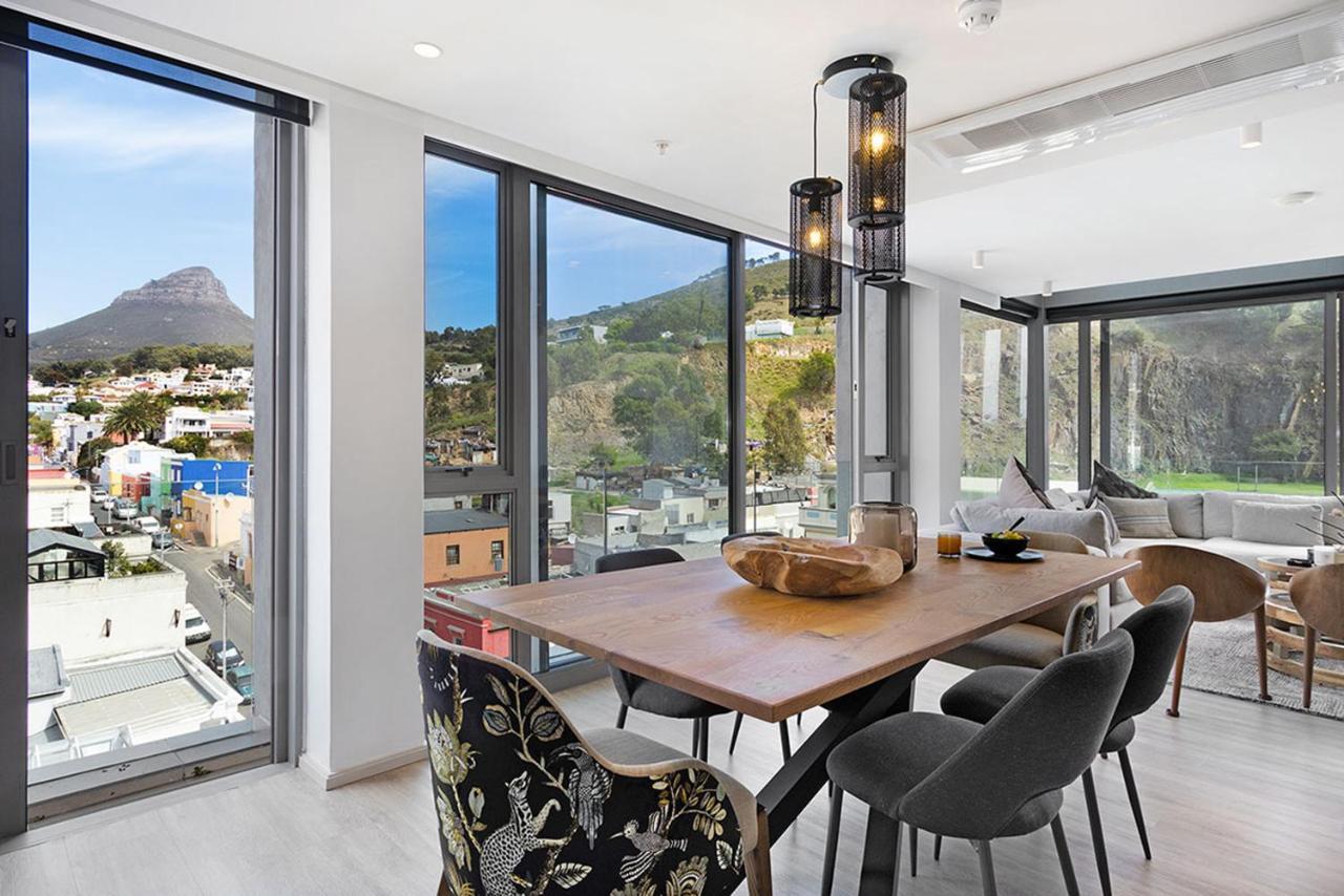 702 On - Panoramic Mountain Views Le Cap